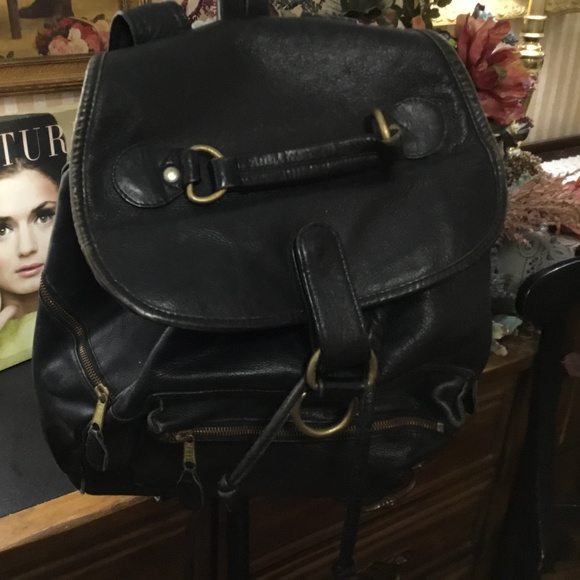 frye dylan leather backpack